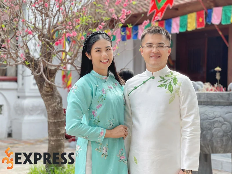 doi-tu-cua-hoa-hau-ngoc-han-35express