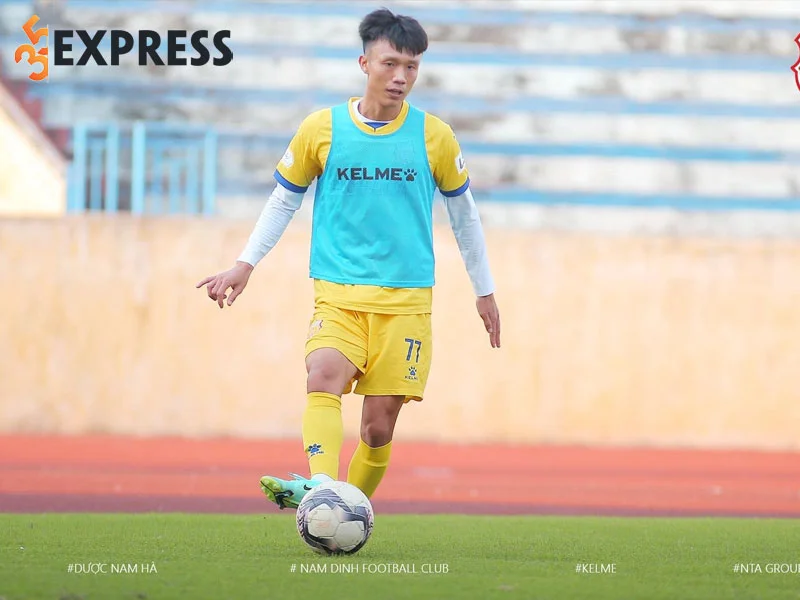 hanh-trinh-su-nghiep-cua-tien-ve-mai-xuan-quyet-2-35express