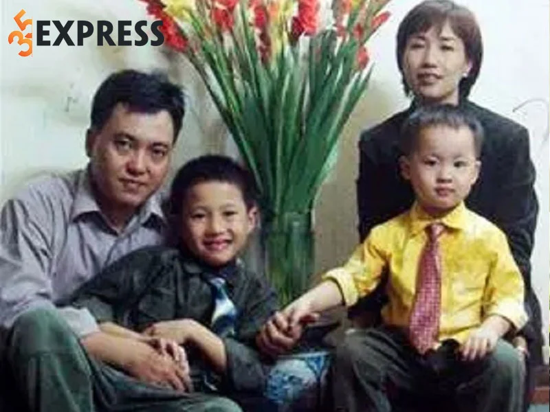 mc-luu-minh-vu-gay-choang-vi-dien-mao-thay-doi-o-tuoi-50-35express