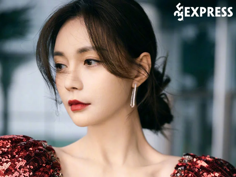 mc-tham-mong-than-la-ai-1-35express