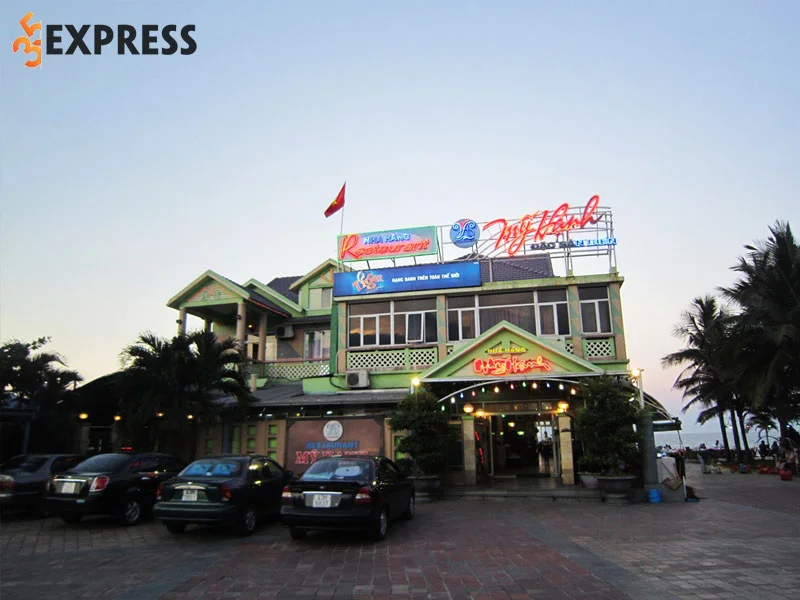 nha-hang-hai-san-bien-my-hanh-to-chuc-sinh-nhat-tai-da-nang-35express