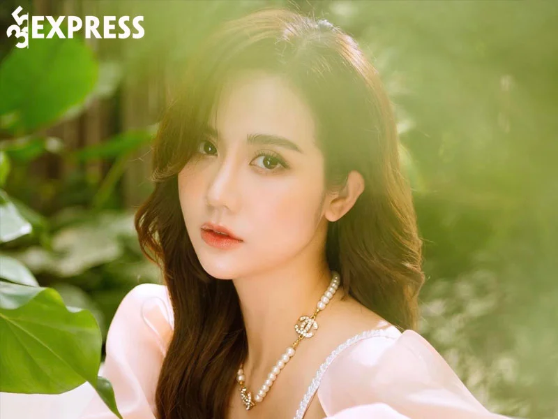 nhung-hinh-anh-xinh-dep-cua-huyen-lizzie-35express