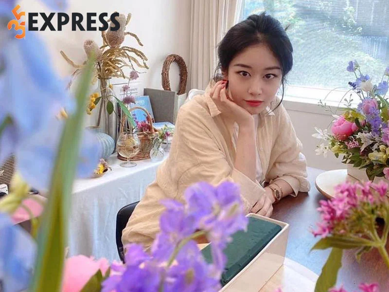 nhung-hinh-anh-xinh-dep-cua-park-ji-yeon-35express
