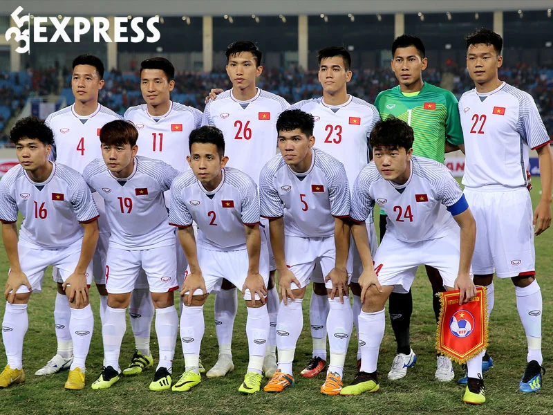 qua-trinh-su-nghiep-cua-cau-thu-nguyen-thanh-chung-3-35express