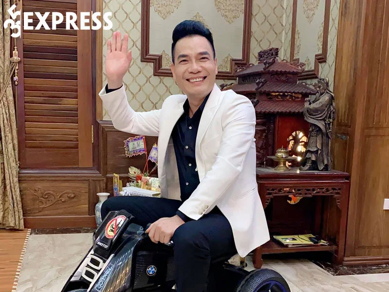 su-nghiep-ca-hat-30-nam-cua-ca-si-huy-cuong-1-35express
