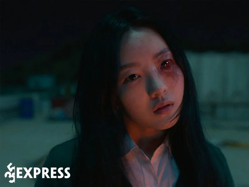 su-nghiep-cua-cho-yi-hyun-sau-bo-phim-ngoi-truong-xac-song-1-35express