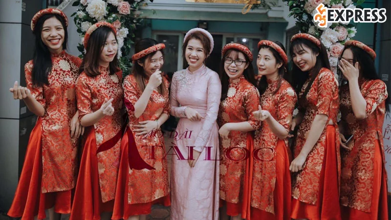 tai-loc-wedding-dia-chi-cho-thue-mau-ao-dai-bung-qua-dep-mau-moi-35express