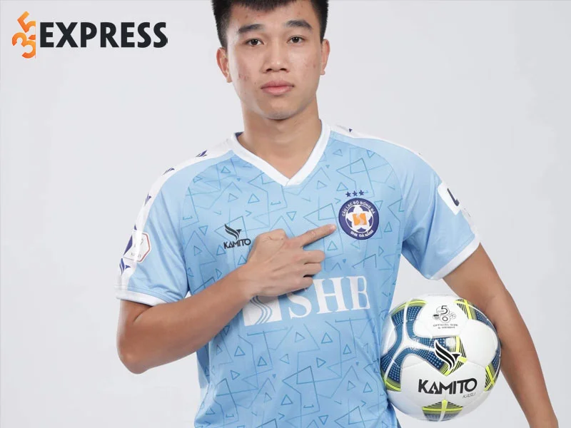 tien-ve-le-van-do-la-ai-1-35express