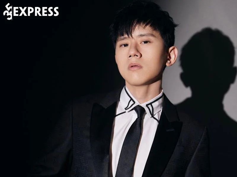 tieu-su-ly-lich-cua-nam-ca-si-truong-kiet-35express