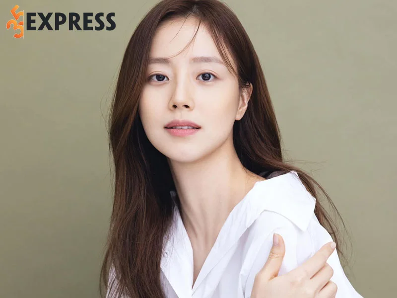 tom-tat-tieu-su-ly-lich-ve-moon-chae-won-35express
