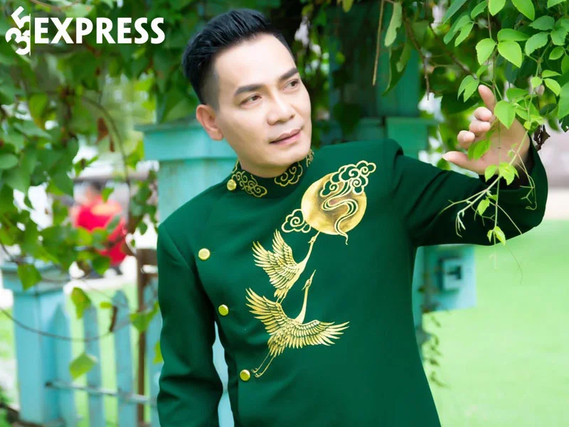 tom-tat-tieu-su-thong-tin-ly-lich-cua-ca-si-huy-cuong-35express
