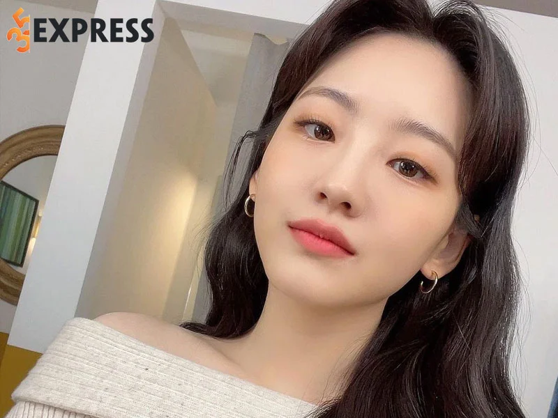 tom-tat-tieu-su-thong-tin-ly-lich-cua-cho-yi-hyun-35express