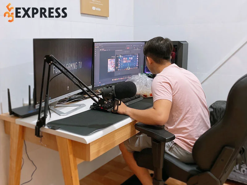 tom-tat-tieu-su-thong-tin-ly-lich-cua-youtuber-funny-gaming-tv-35express