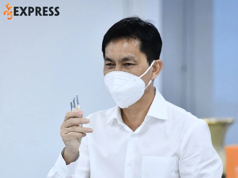 ceo-ho-nhan-cha-de-cua-vaccin-nanacovax-35express