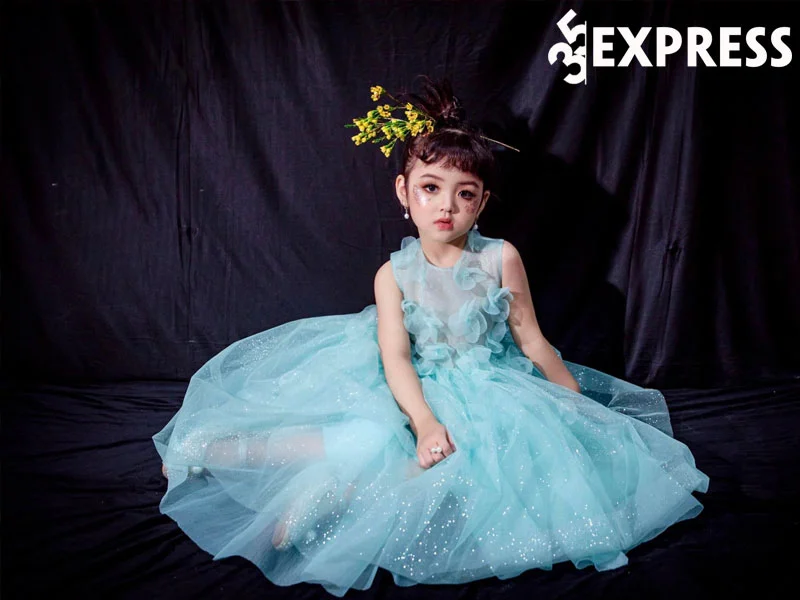 cherry-an-nhien-hanh-trinh-tro-thanh-model-nhi-1-35express