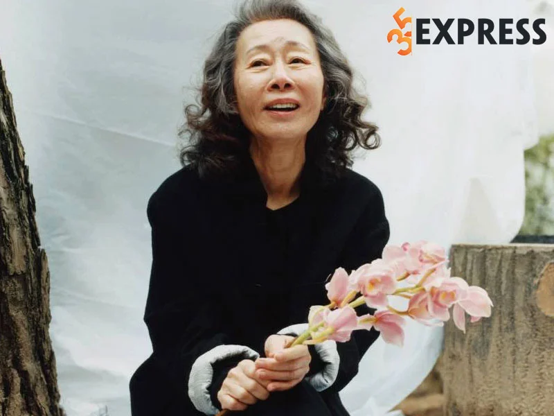 co-duyen-den-voi-su-nghiep-dien-xuat-cua-ba-youn-yuh-jung-1-35express