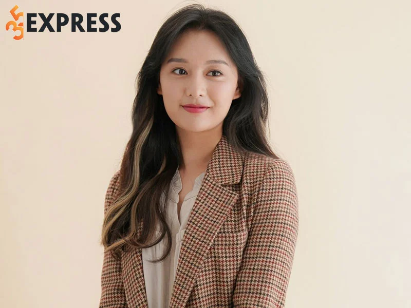 cuoc-song-doi-tu-nu-dien-vien-kim-ji-won-35express