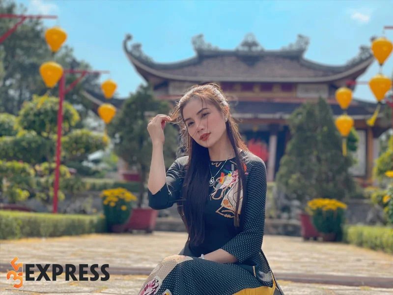 dien-vien-lam-my-van-la-ai-1-35express