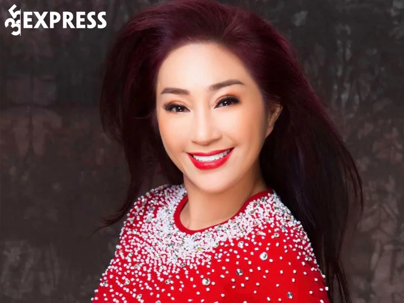 doi-truan-chuyen-tuoi-50-khong-chong-con-cua-giong-ca-vang-thoai-my-35express