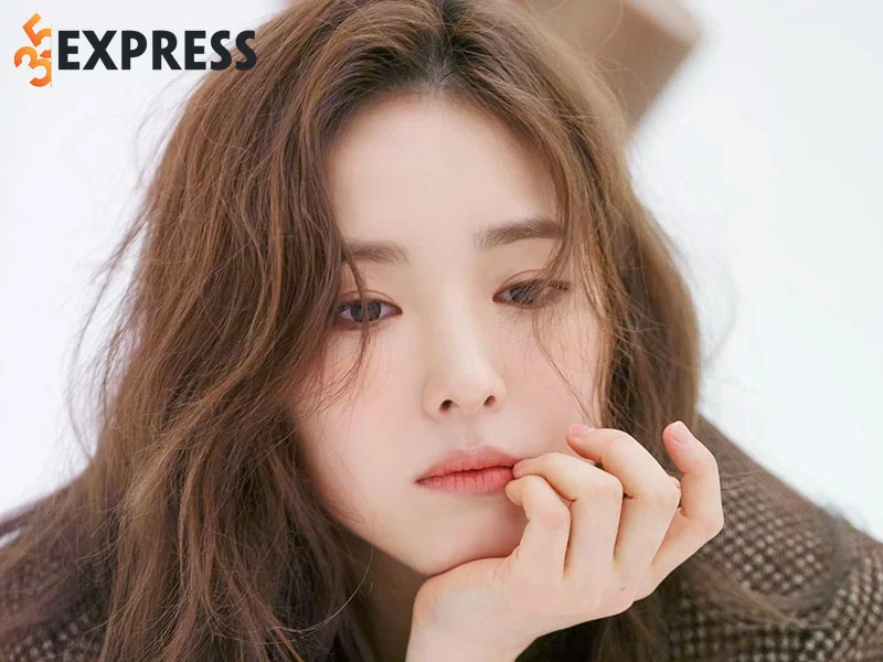 doi-tu-cua-dien-vien-shin-se-kyung-1-35express