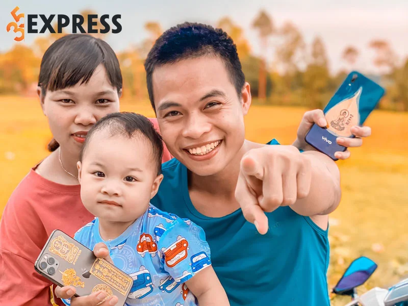 doi-tu-cua-hai-vlogs-35express