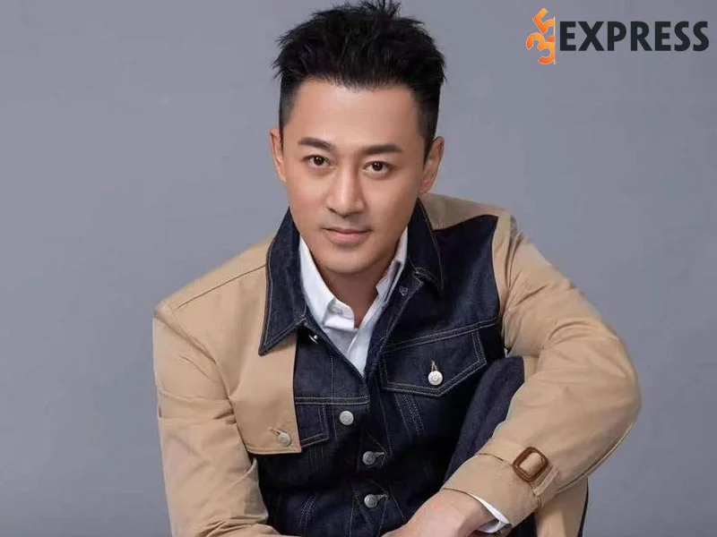 doi-tu-cua-thieu-gia-lam-phong-phot-tinh-truong-dang-do-yeu-toan-my-nhan-chan-dai-tai-tieng-1-35express