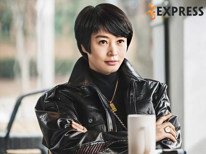 hanh-trinh-tro-thanh-nu-minh-tinh-xu-han-cua-kim-hye-soo-3-35express