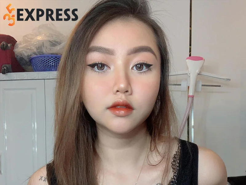 hotgirl-le-vo-ngoc-han-vua-noi-len-da-dinh-ngay-hang-loat-lum-xum-1-35express