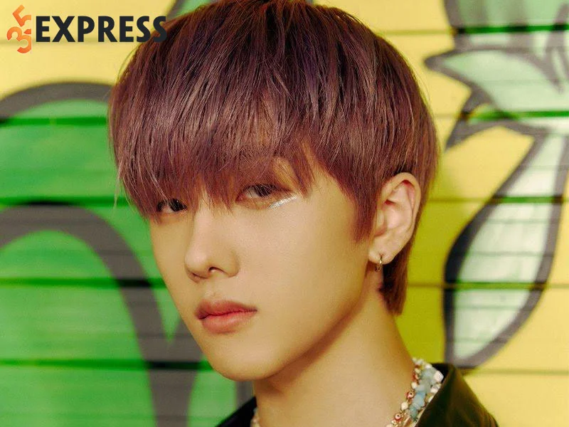 khan-gia-gao-thet-truoc-visual-dinh-cua-park-ji-sung-nct-sau-4-nam-35express