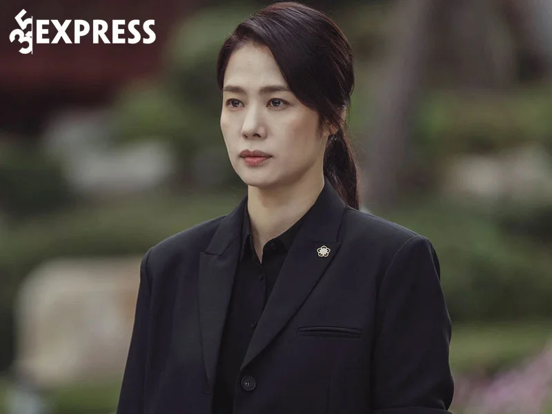 khoi-dau-su-nghiep-dien-xuat-cua-kim-hyun-joo-2-35express