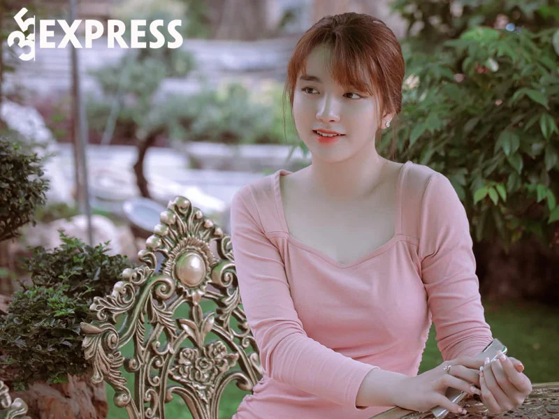 mot-so-buc-anh-noi-bat-cua-nguoi-mau-mai-vy-35express