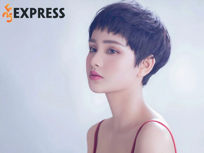 nhan-sac-hien-ho-qua-thoi-gian-tu-ngo-ngac-den-ngo-ngang-7-35express