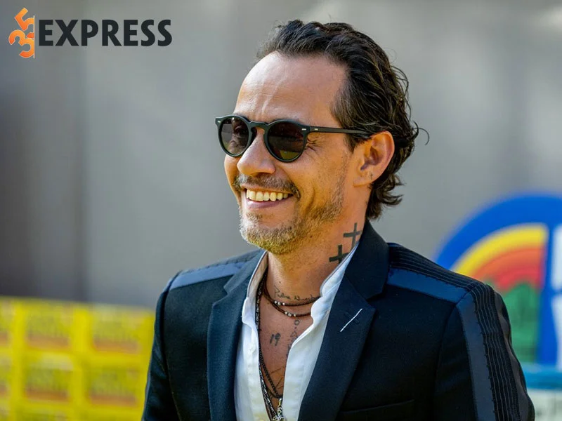 su-nghiep-ca-hat-cua-marc-anthony-2-35express