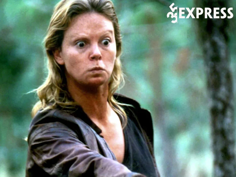 su-nghiep-cua-dien-vien-charlize-theron-2-35express