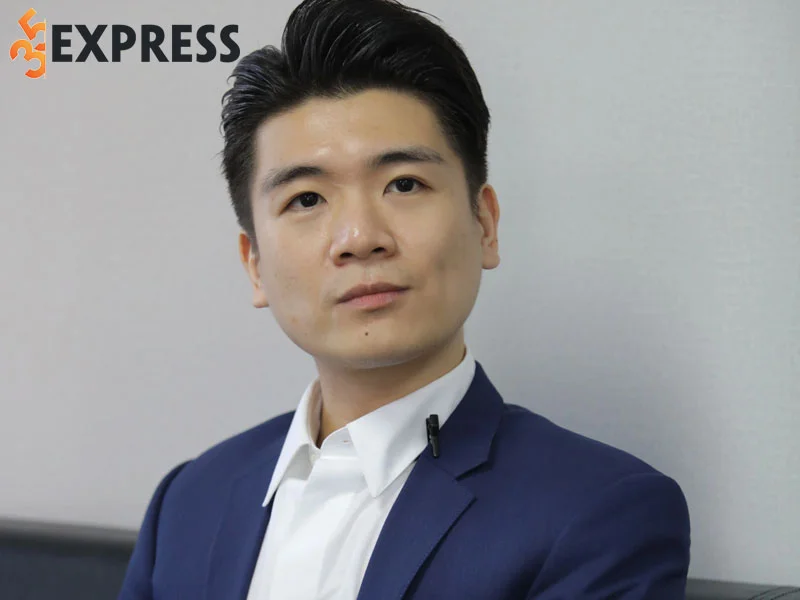 su-nghiep-cua-doanh-nhan-do-quang-vinh-35express