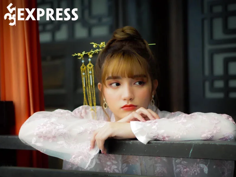 su-nghiep-cua-nguoi-mau-anh-mai-vy-1-35express