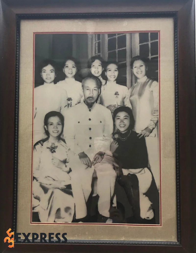 su-nghiep-cua-nsnd-tuyet-mai-1-35express