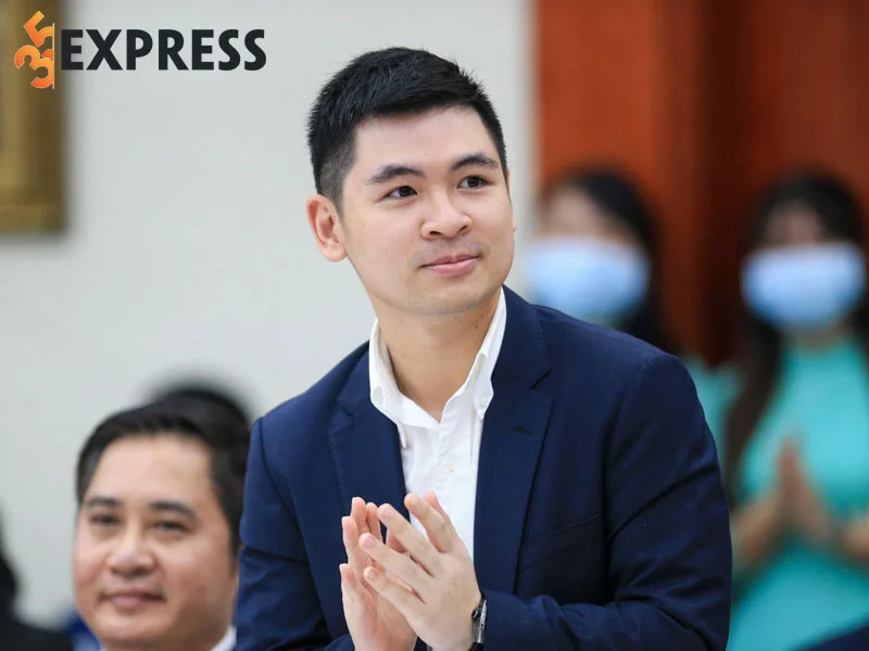 su-nghiep-cua-thieu-gia-do-vinh-quang-35express