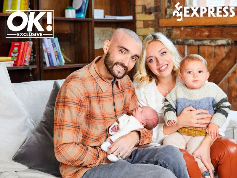 su-ra-di-cua-tom-parker-huyen-thoai-35express