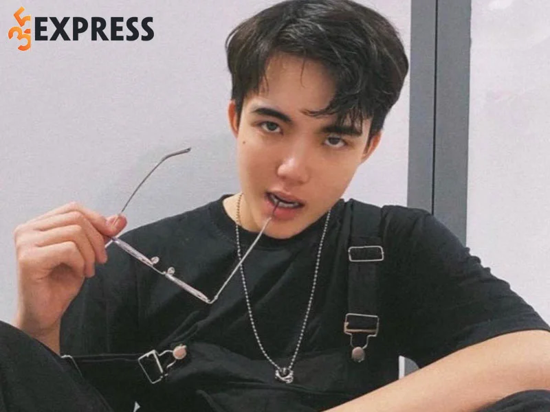 tieu-su-cua-youtuber-phong-can-tv-35express