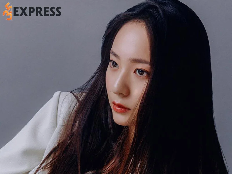 tom-tat-ho-so-ly-lich-tieu-su-profile-cua-ca-si-krystal-35express