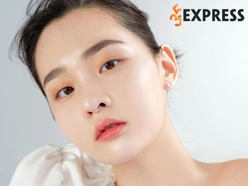tom-tat-ly-lich-tieu-su-cua-kim-min-ha-35express
