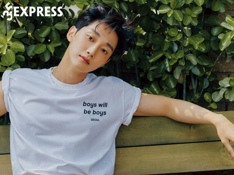 tom-tat-ly-lich-tieu-su-cua-nam-ca-si-jung-jin-young-35express