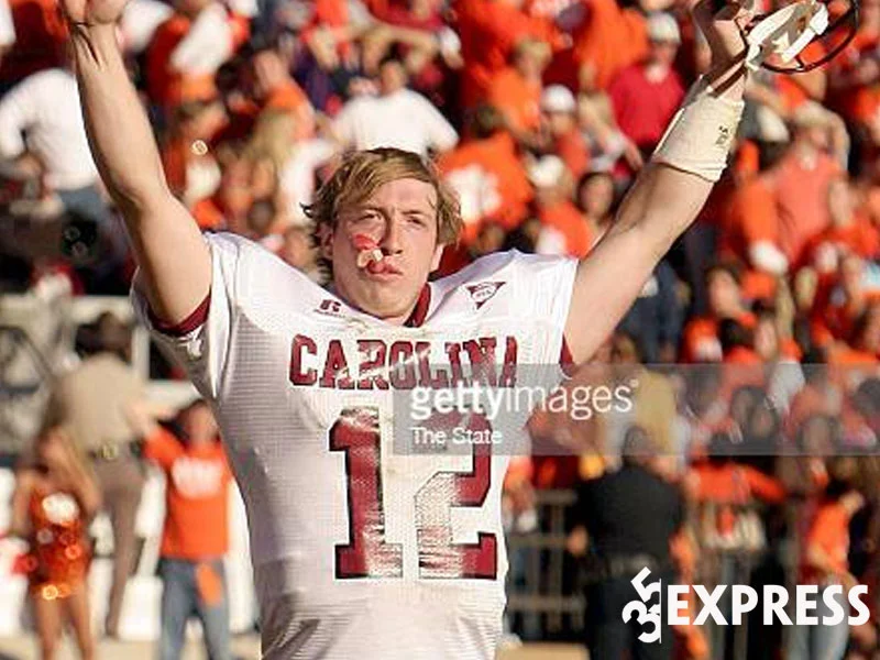 tom-tat-tieu-su-ly-lich-cua-cau-thu-bong-bau-duc-blake-mitchell-35express