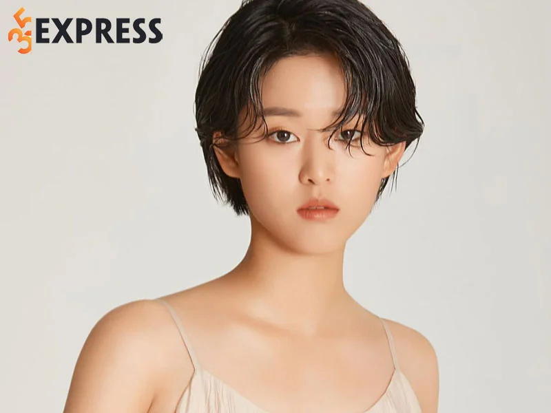 tom-tat-tieu-su-thong-tin-ly-lich-cua-lee-yeon-35express