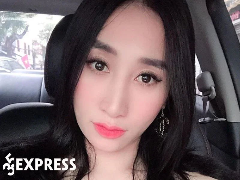 vu-mai-huong-la-ai-1-35express