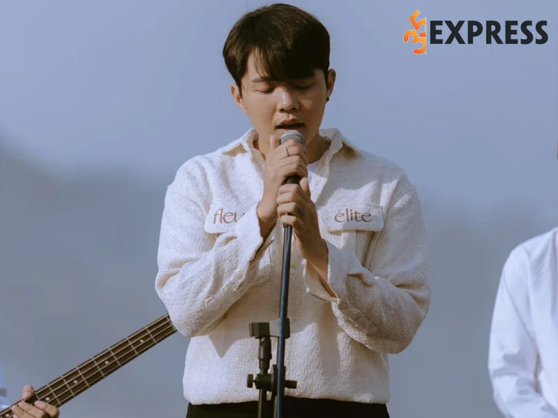 ben-duyen-voi-am-nhac-cua-chang-trai-danh-giay-andiez-1-35express
