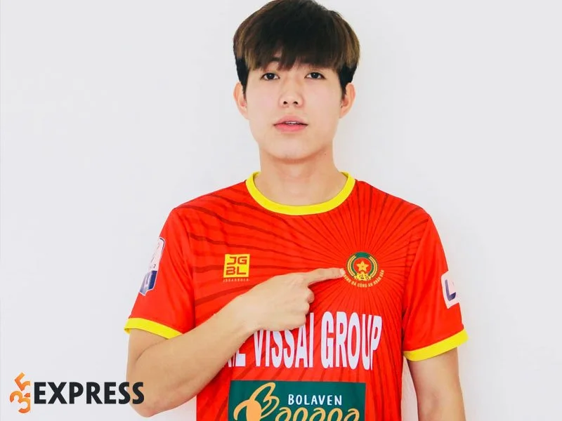 cau-thu-quang-thinh-la-ai-1-35express