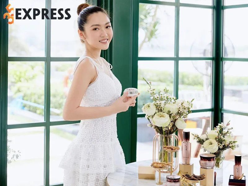 chloe-nguyen-va-hanh-trinh-tro-thanh-beauty-blogger-noi-tieng-1-35express