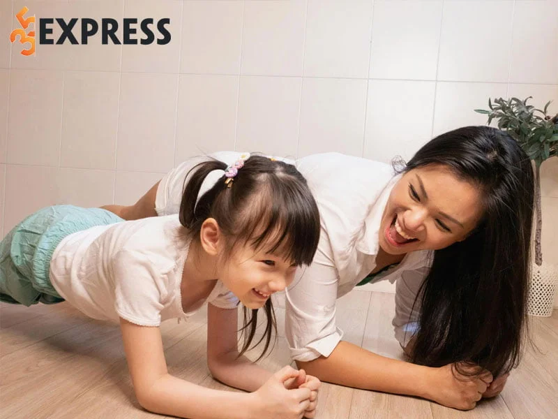 cuoc-song-hon-nhan-vien-man-ben-chong-tay-cua-ca-si-phuong-vy-2-35express